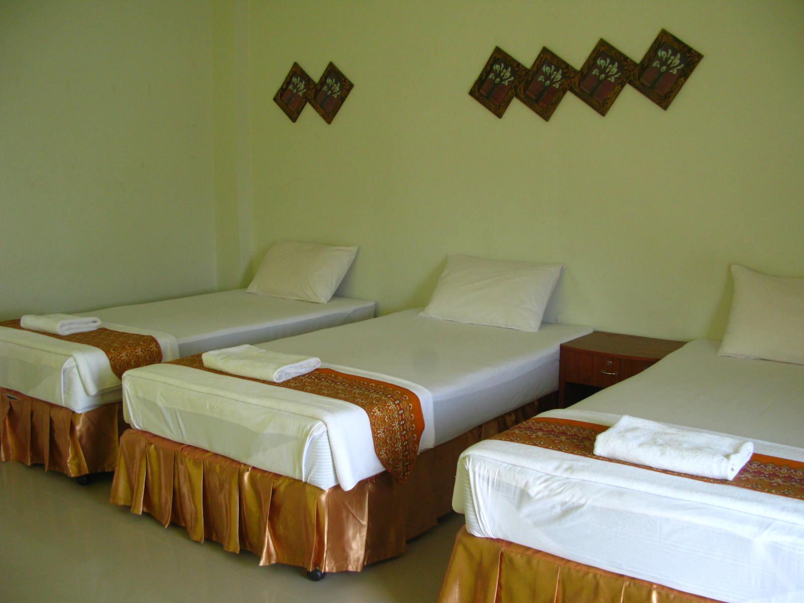 G&B Guesthouse Patong Экстерьер фото