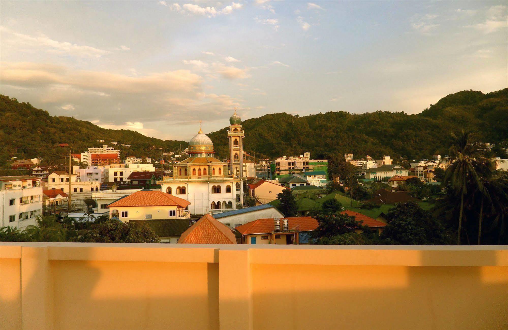 G&B Guesthouse Patong Экстерьер фото