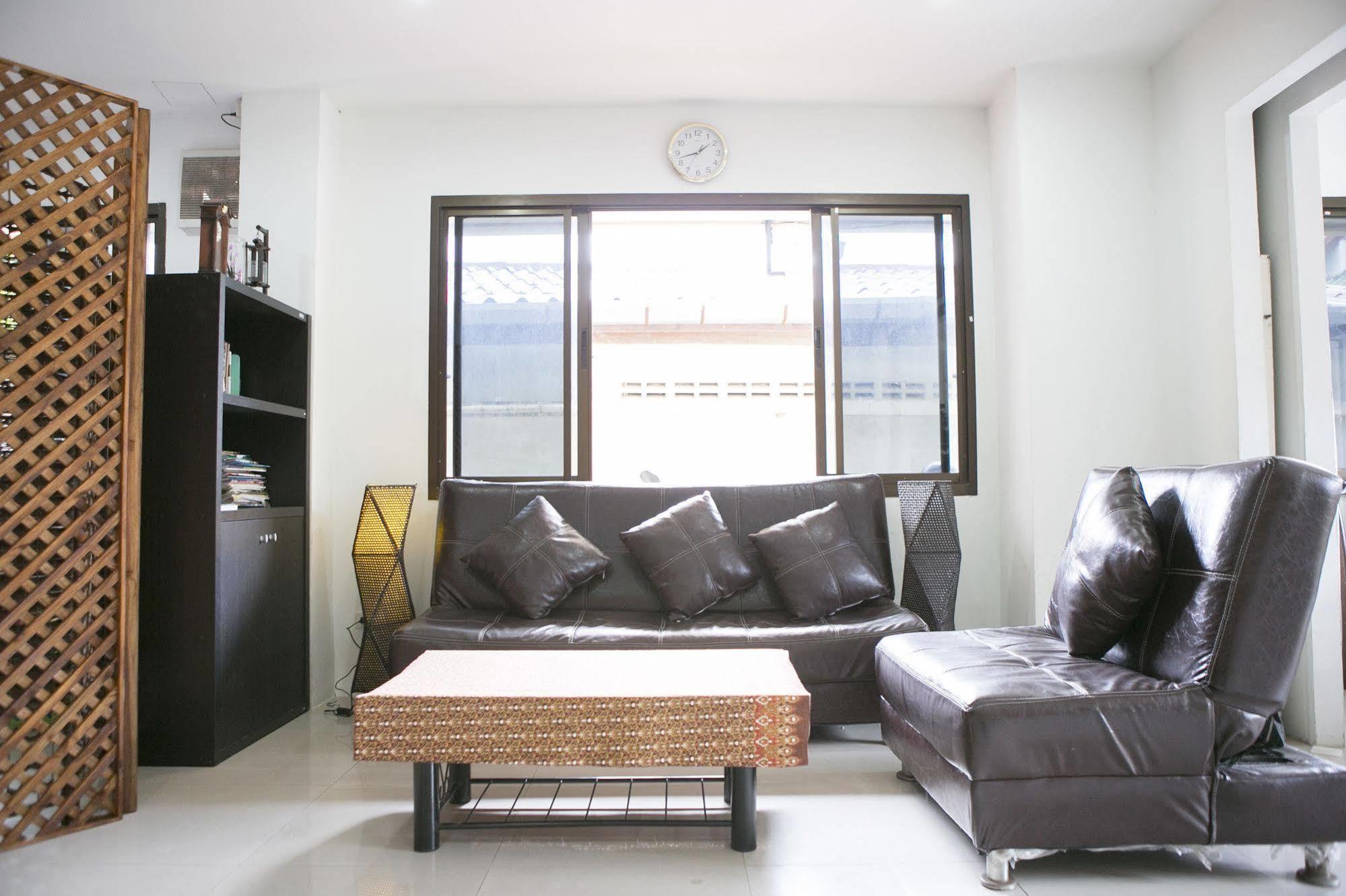 G&B Guesthouse Patong Экстерьер фото